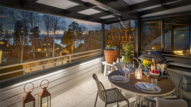 Terrassen er et flott sted å nyte kveldene.
