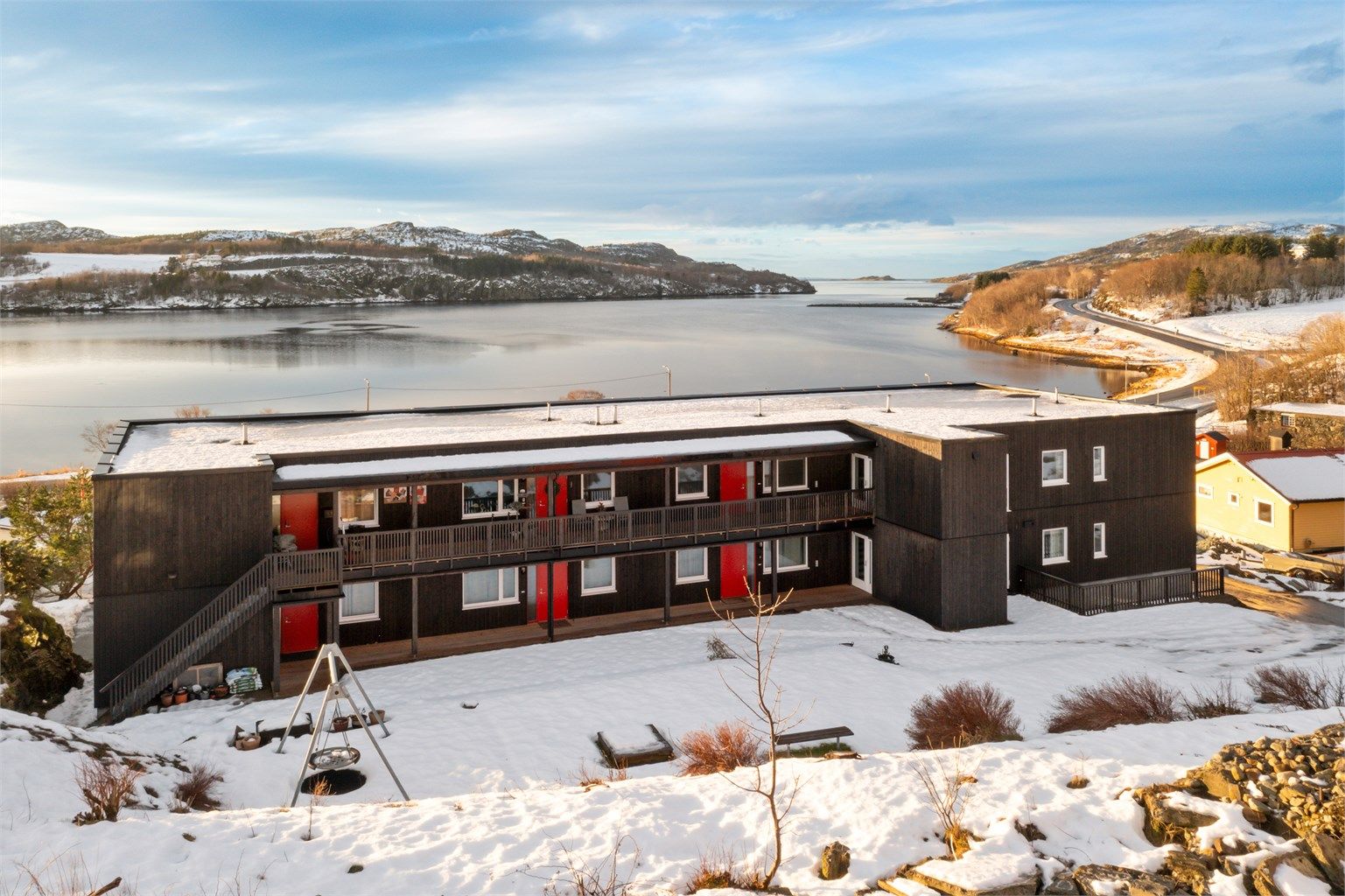 Botngård fungerer som kommunesenter i Ørland og byr på et variert og voksende tilbud innen handel, aktivitet og kultur. 