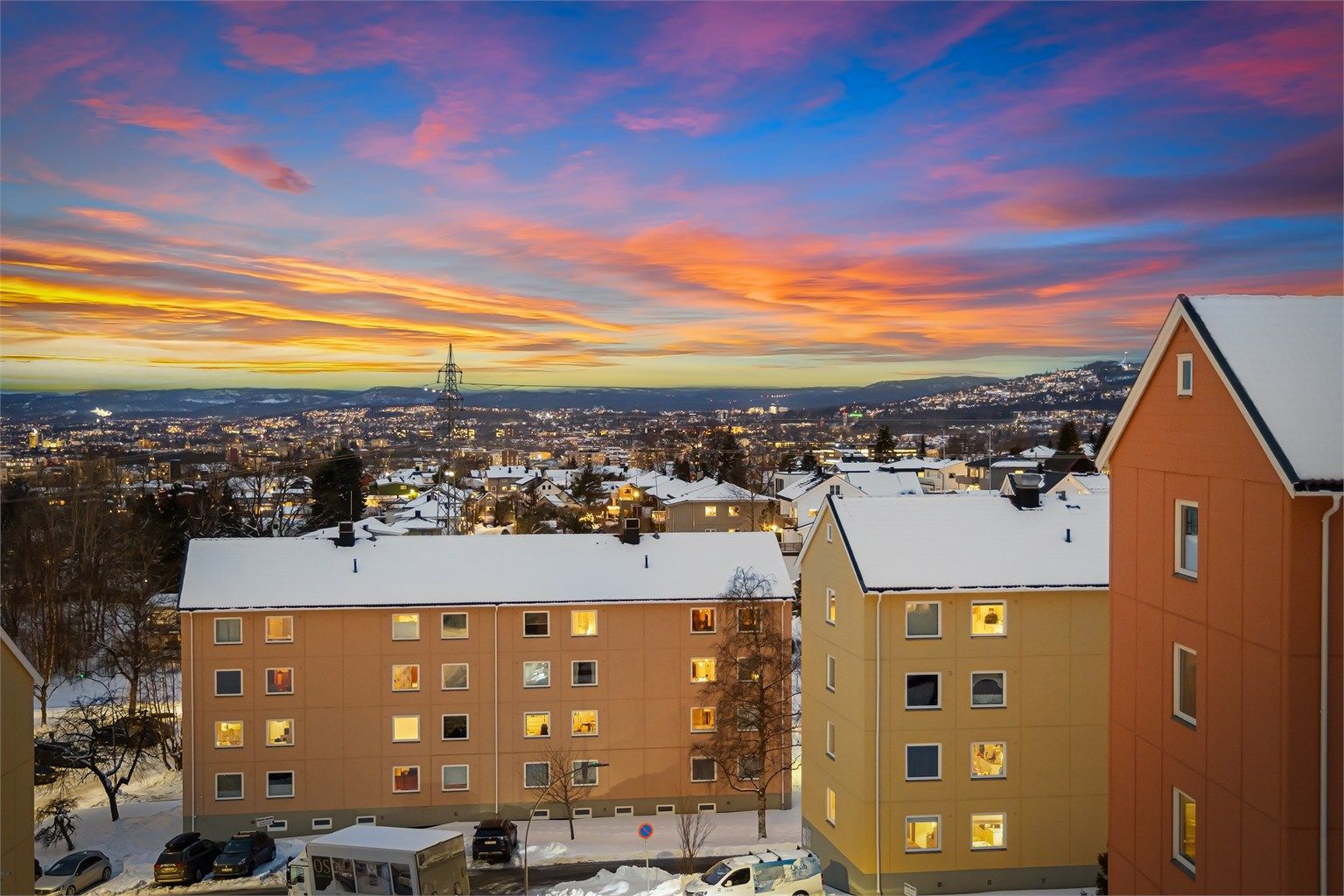 Velkommen til Traverveien 13 - presentert av Hanne Pettersen i Krogsveen 