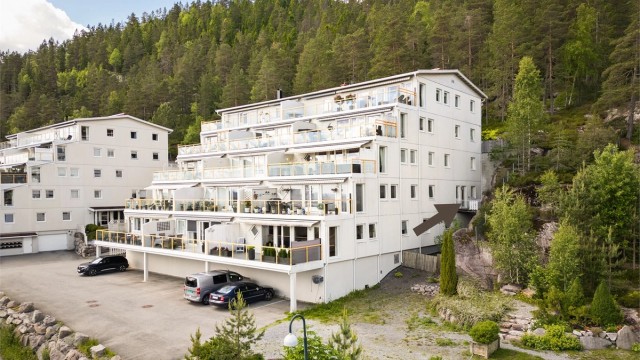 Umiddelbar nærhet til marka med gode turområder (sommer/vinter).
