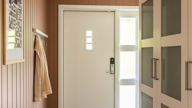 Allerede ved ankomst møtes du av en hyggelig og innbydende entré.