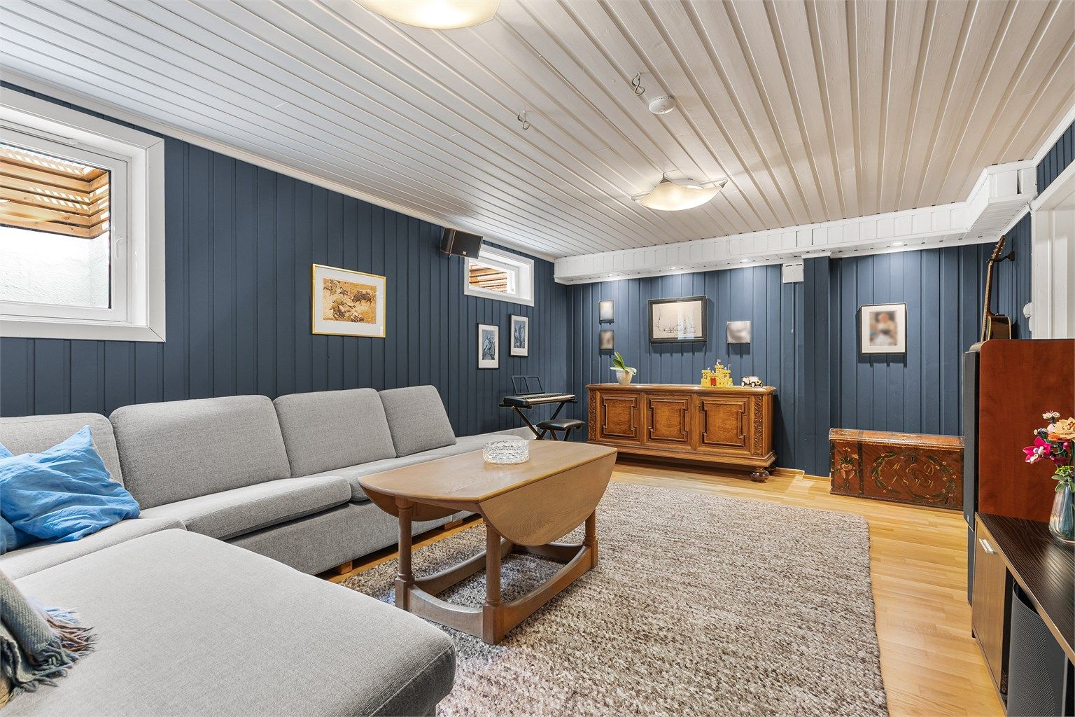Rom benyttet som kjellerstue (ikke godkjent for varig opphold).