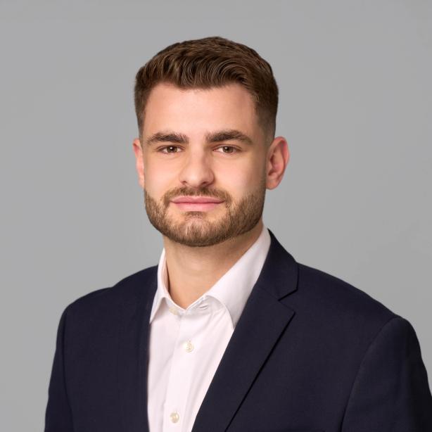 Blenor Hadergjonaj