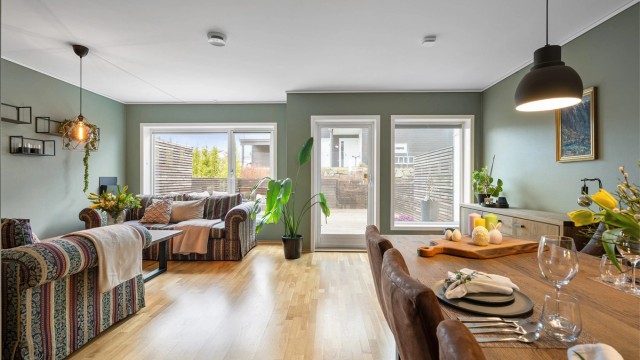 Velkommen til Kvernbakken 73. Presentert av Ola Sirevåg v/Krogsveen Jæren