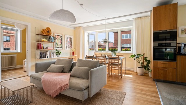 En delikat og luftig 3-roms hjørneleilighet med balkong, felles takterrasse og moderne standard. Foto: Peter Futo