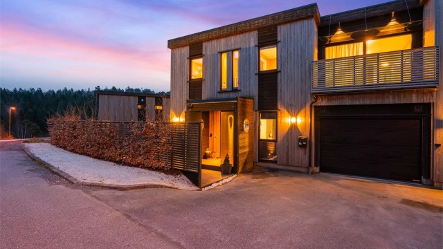 Velkommen til Midtheitoppen 11A