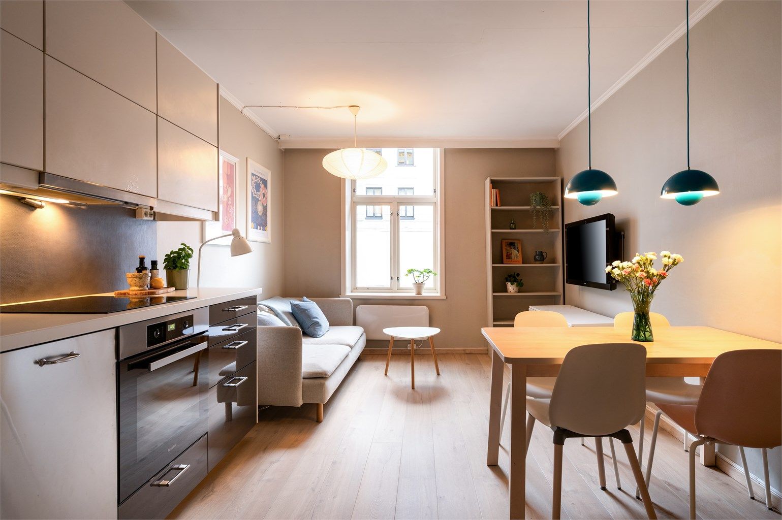 Velkommen til Waldemar Thranes Gate 11A! Presentert av Halvor L. Heikkilä ved Krogsveen Majorstuen og Oslo Vest