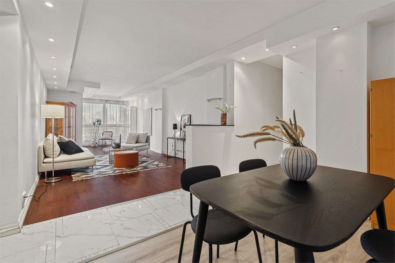 Velkommen til Fredbos vei 53, presentert av Terje Tveit i Krogsveen.