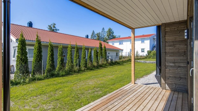 Deilig og solrik uteplass