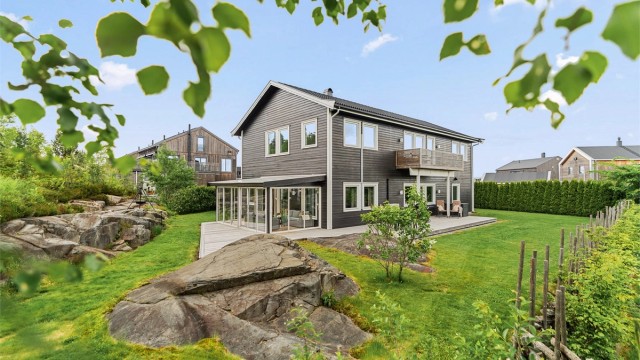 Eiendomsmegler Krogsveen v/Siv S Ostrø ønsker velkommen til Brådalsfjellet 66!
Foto: Stefan Borup