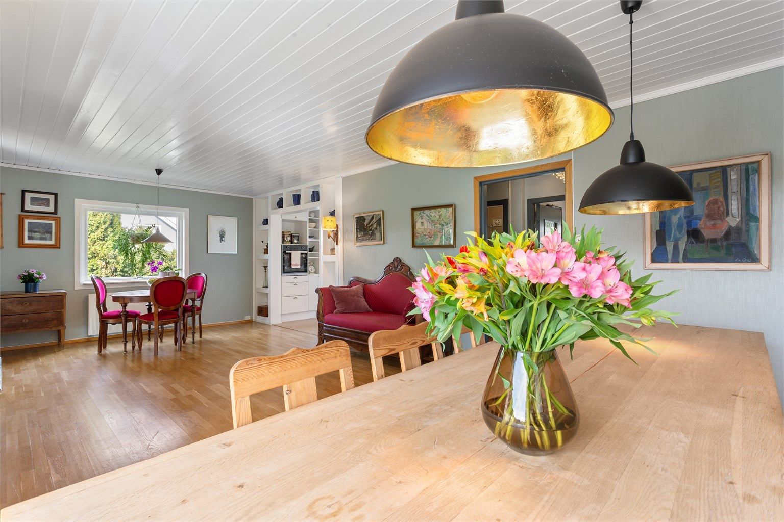 Oppvarming via radiator med vannbåren varme
