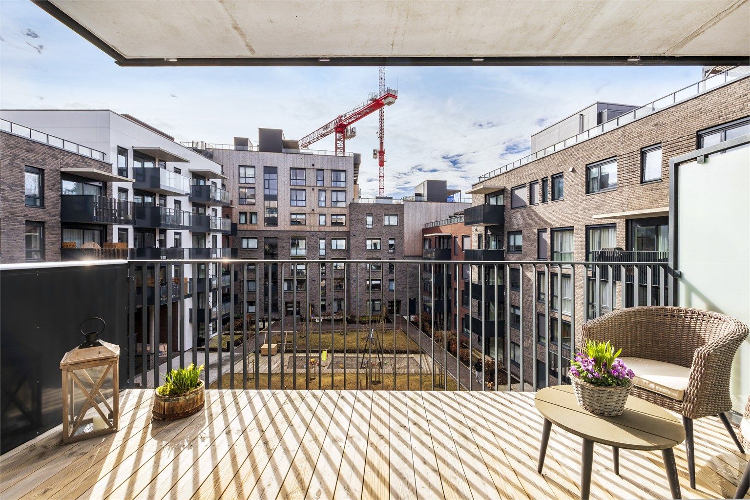 Balkongen vender mot sydvest