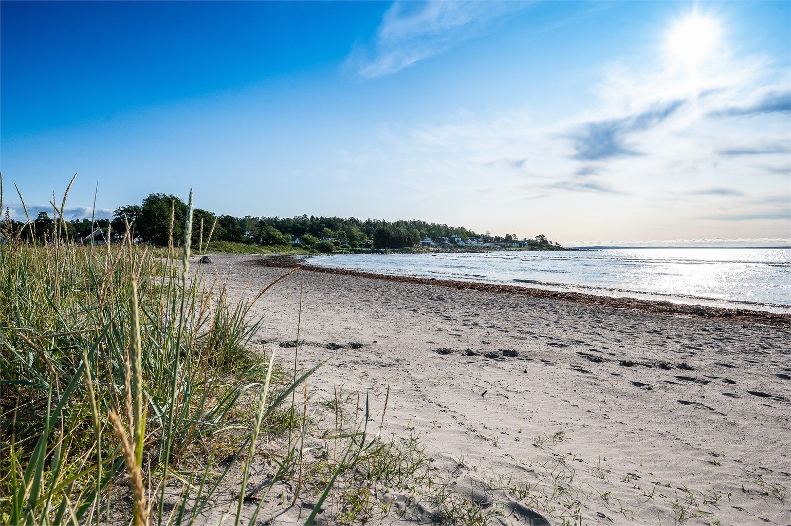 Nærhet til flotte rekreasjonsområder og kystnære omgivelser.