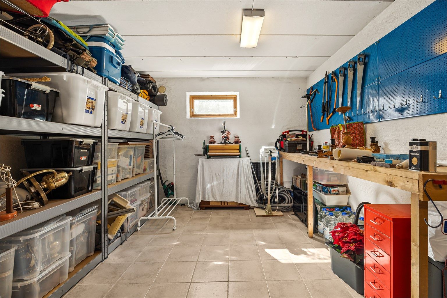 Den tredje boden er innredet som et praktisk verksted.