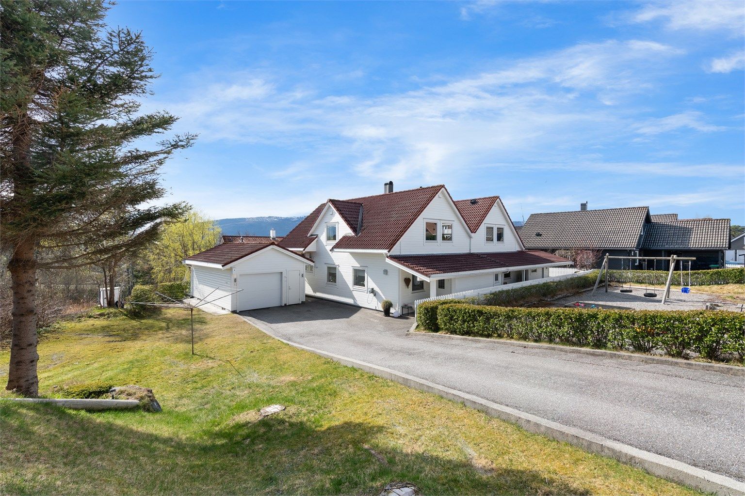 Etablert og rolig boligområde med lite gjennomgangstrafikk