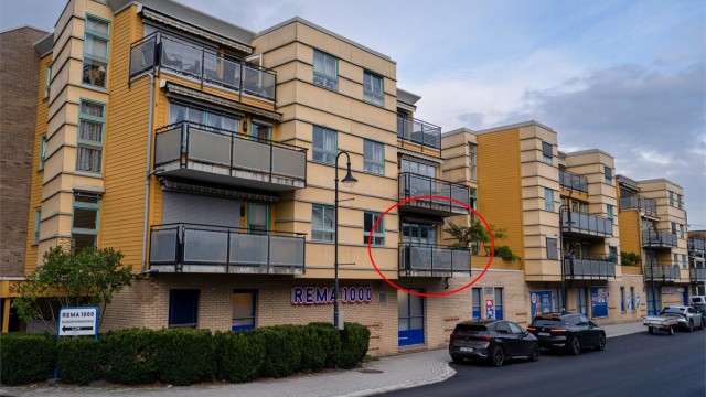 Velkommen til Arbeidergata 32 -Bo midt i sentrum med alt i umiddelbar nærhet! Heis fra parkeringskjeller med to p-plasser