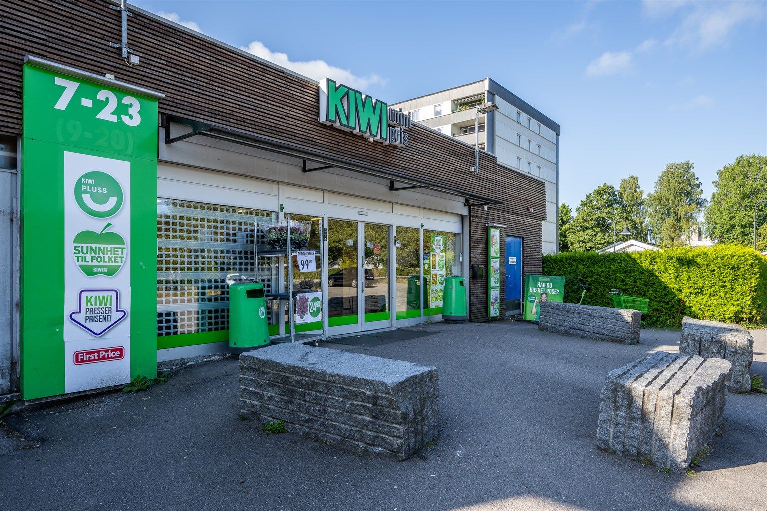 Kort gangavstand til Kiwi Vestskogen, kun 4 minutter unna.