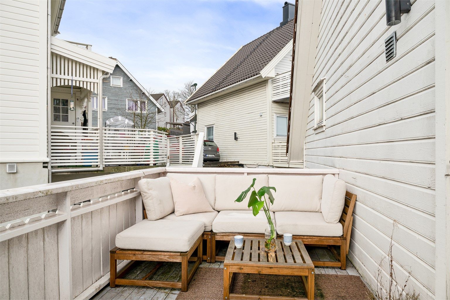 Vestvendt balkong. Her kan ettermiddagssolen nytes. 