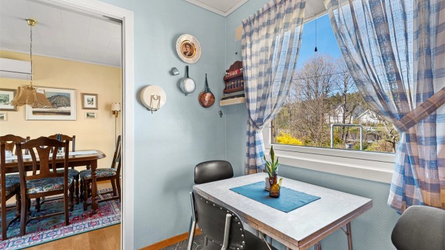 Plass til lite spisbord på kjøkkenet