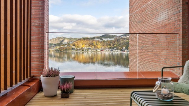 Velkommen til Karen Grude Kohts Plass 3B, presenteres av Dardan Shabi v/Eiendomsmegler Krogsveen Sandnes. Fotograf: Nordbø Foto