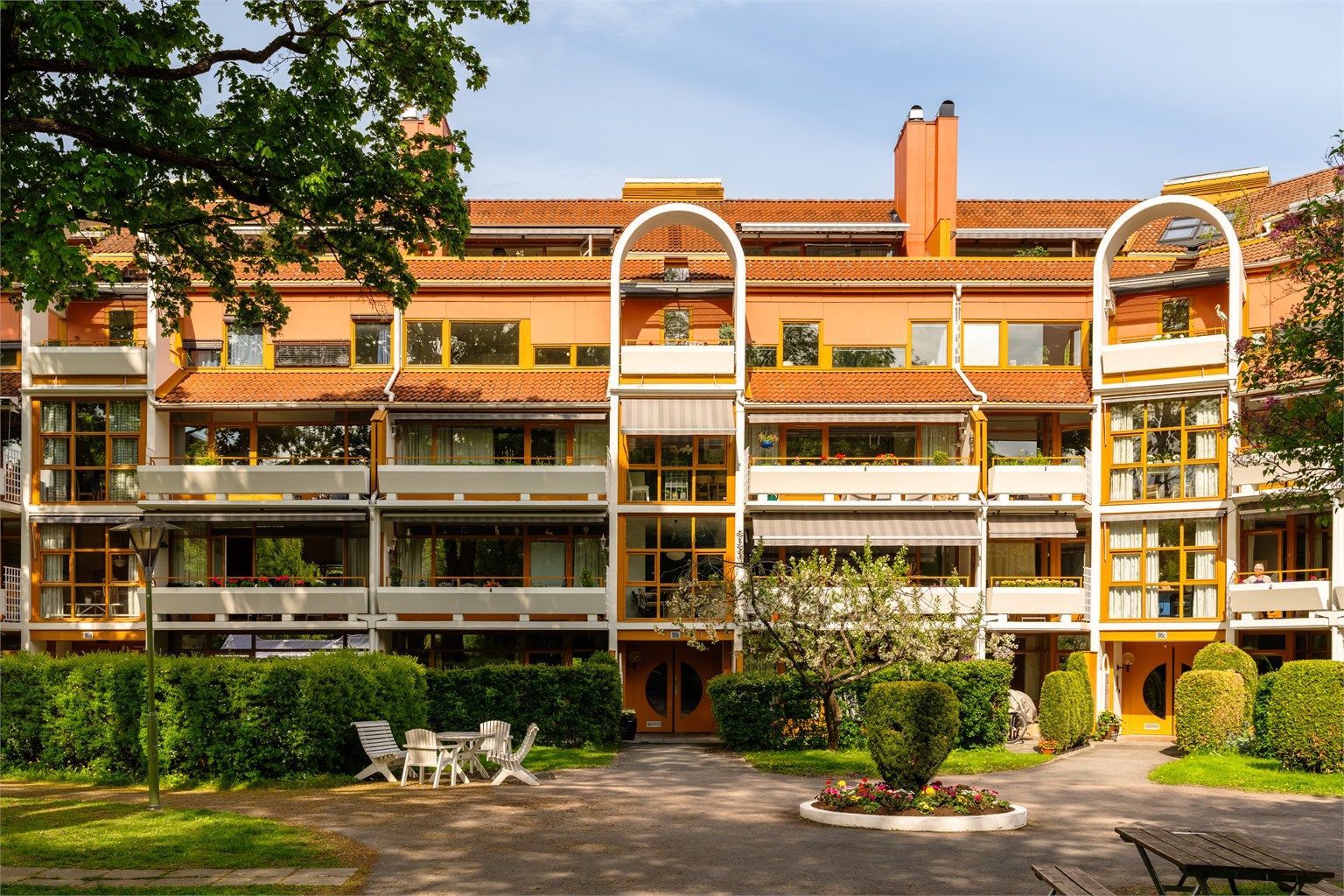 Trivelig og innbydende inngangsparti.
