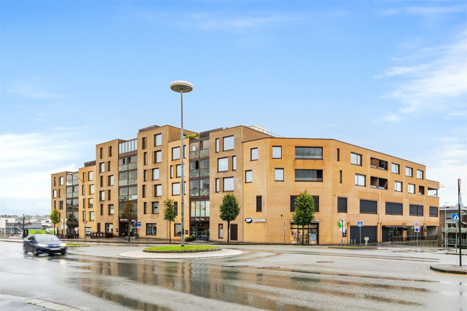 Lene Hviding v/Krogsveen eiendom har gleden av å presentere Hamneveien 19.