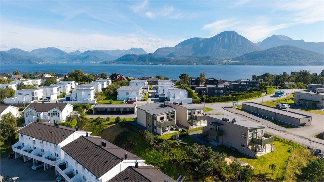Gangavstand til Flisnes barneskole og Gnist Flisnes barnehage.