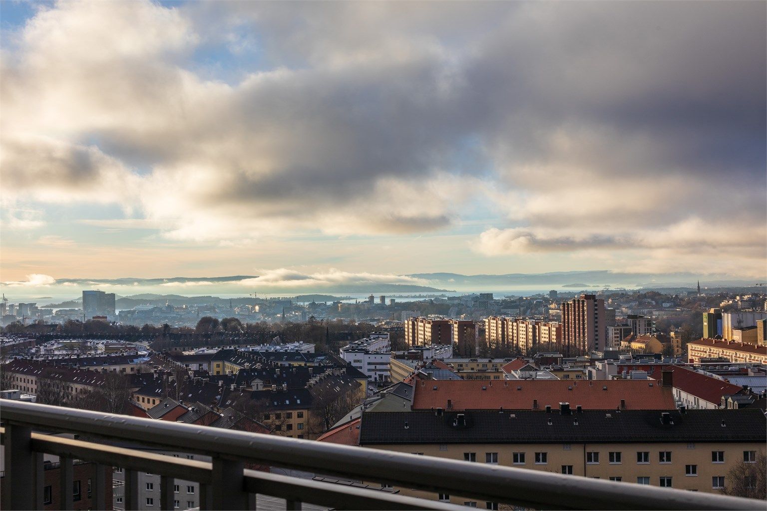 Velkommen til Hans Nordahls gate 88 - Presentert av Eiendomsmegler Krogsveen v/Marcus Blohm! Foto: Claire Burrell