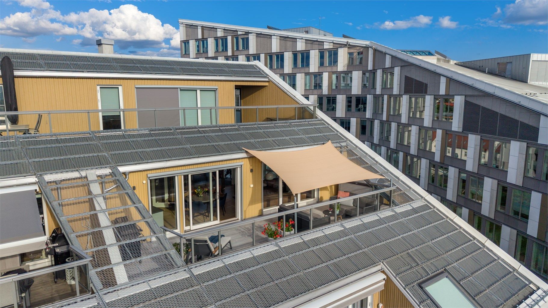 Oversiktsbilde som viser terrassens størrelse og plassering