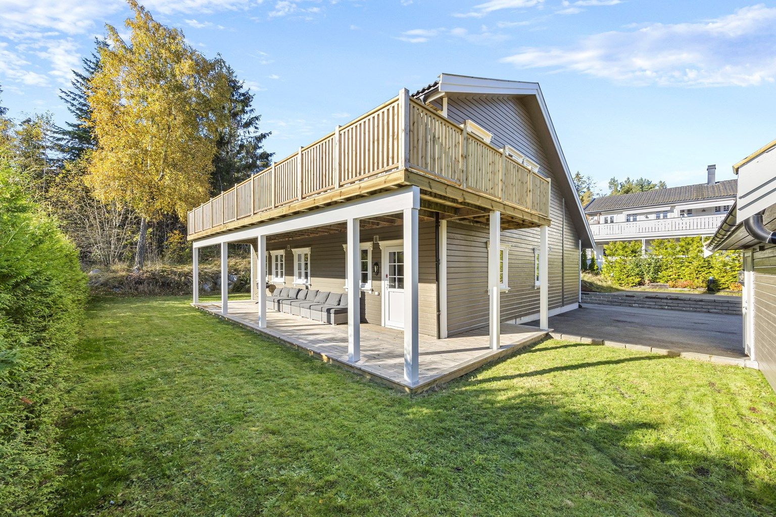 Usjenerte utearealer med fantastiske solforhold