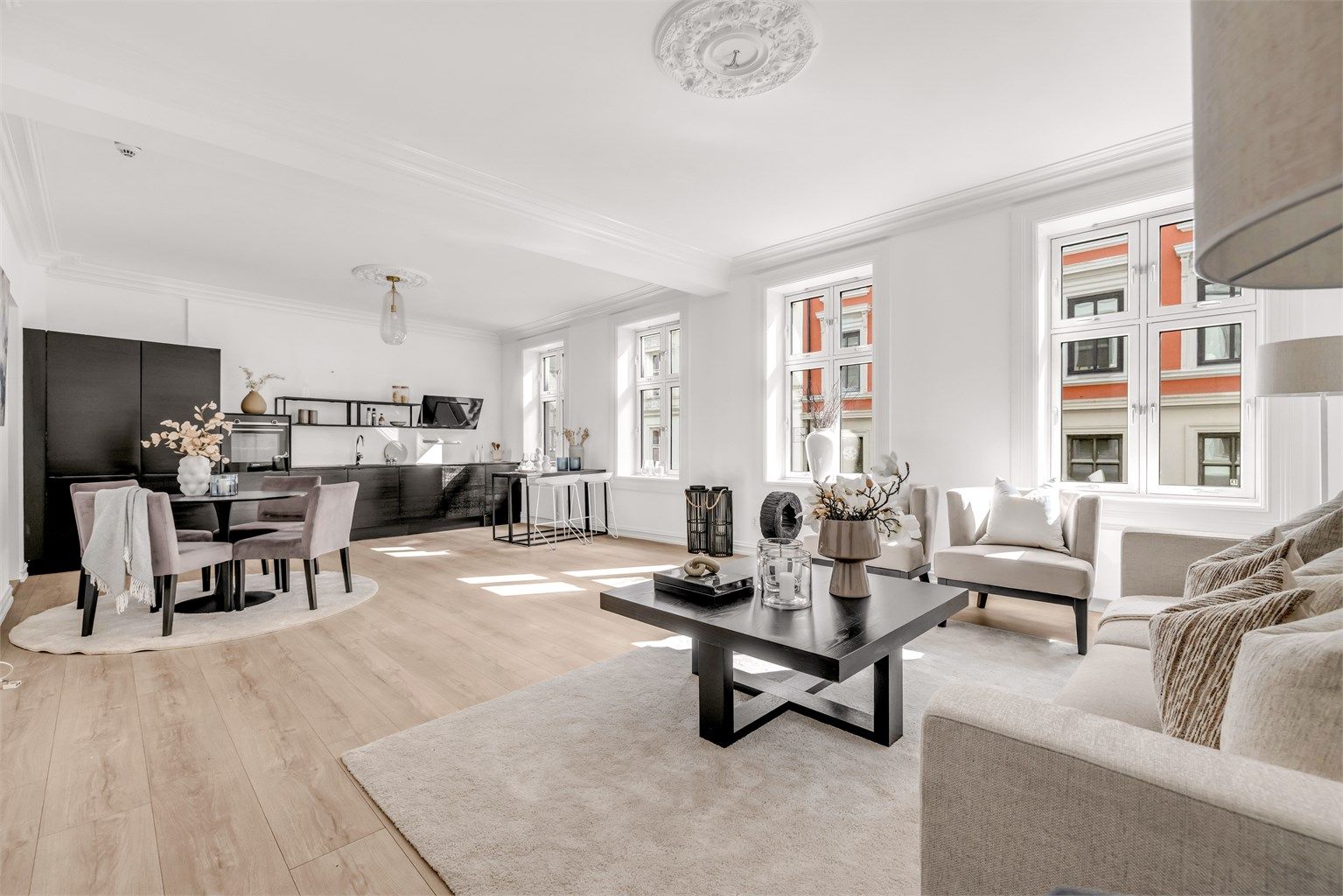 Velkommen til Sporveisgata 23B! - Presentert av Anne Aartun v/ Eiendomsmegler Krogsveen. Foto: Isnitt.