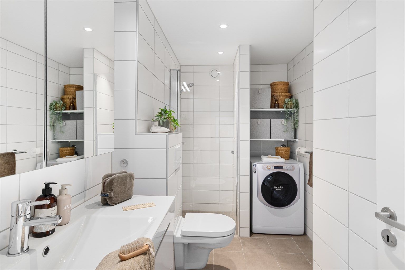 - Romslig bad som ble pusset opp i regi av borettslaget i 2019 -