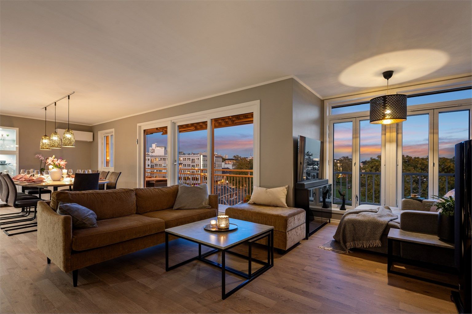 Velkommen til Lille Strandgate 3 - Midt i Hamar by med gangavstand til "alt". 