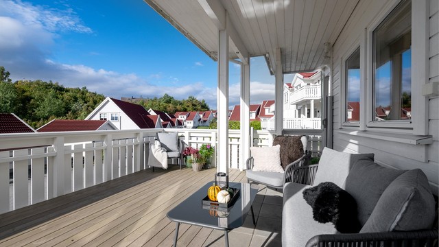 Enkel adkomst mellom stuen og den romslige uteplassen.