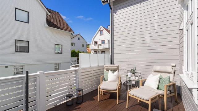 Terrassen kan møbleres i flere soner.