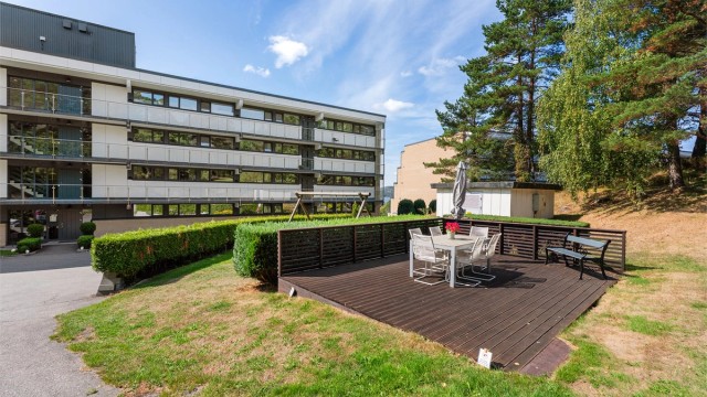 Flotte fellesområder på borettslagets tomt.