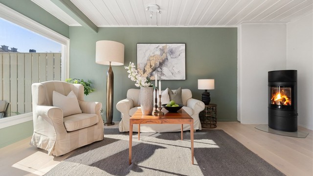 Peisovnen er strategisk plassert for å varme opp hele oppholdsrommet.