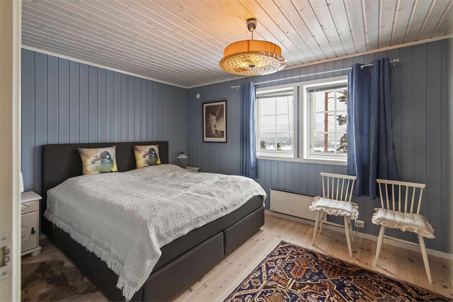 Hovedsoverommet har nydelig utsikt