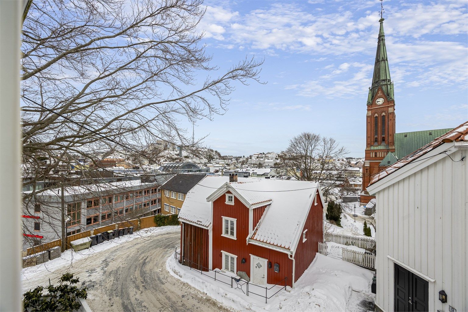 Etter 3 bybranner er det kun Tyholmen som har blitt bevart, og gjør stedet både historisk og viktig. 