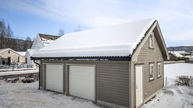 Dobbelgarasje fra 2014
