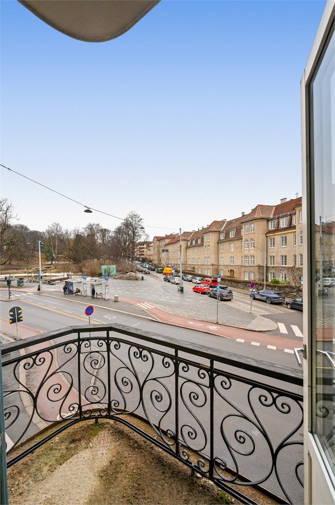 Østvendt balkong på ca. 2,9 m².