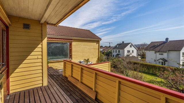 Fra soverommet er det utgang til en terrasse på 20 m².