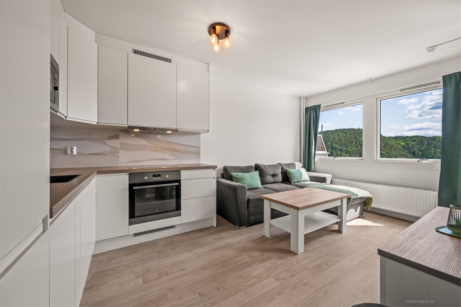 Krogsveen v/Markus Alm Thoen ønsker velkommen til Laurits Grønlands vei 38B!