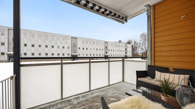 Vestvendt balkong på ca 6 kvm.