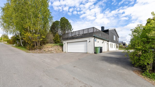 Eiendommen sett fra Nygårdsbakken