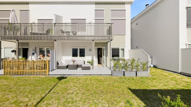 Bjørnstadveien 45B presenteres av Raymond Bøhn i Krogsveen.