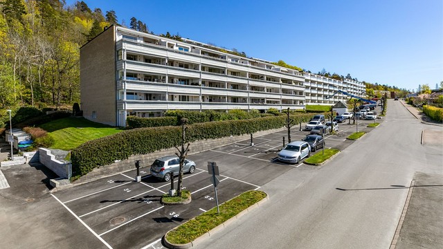 I veletablerte Refsnesalleen 2 borettslag inngår totalt 80 andelsleiligheter.