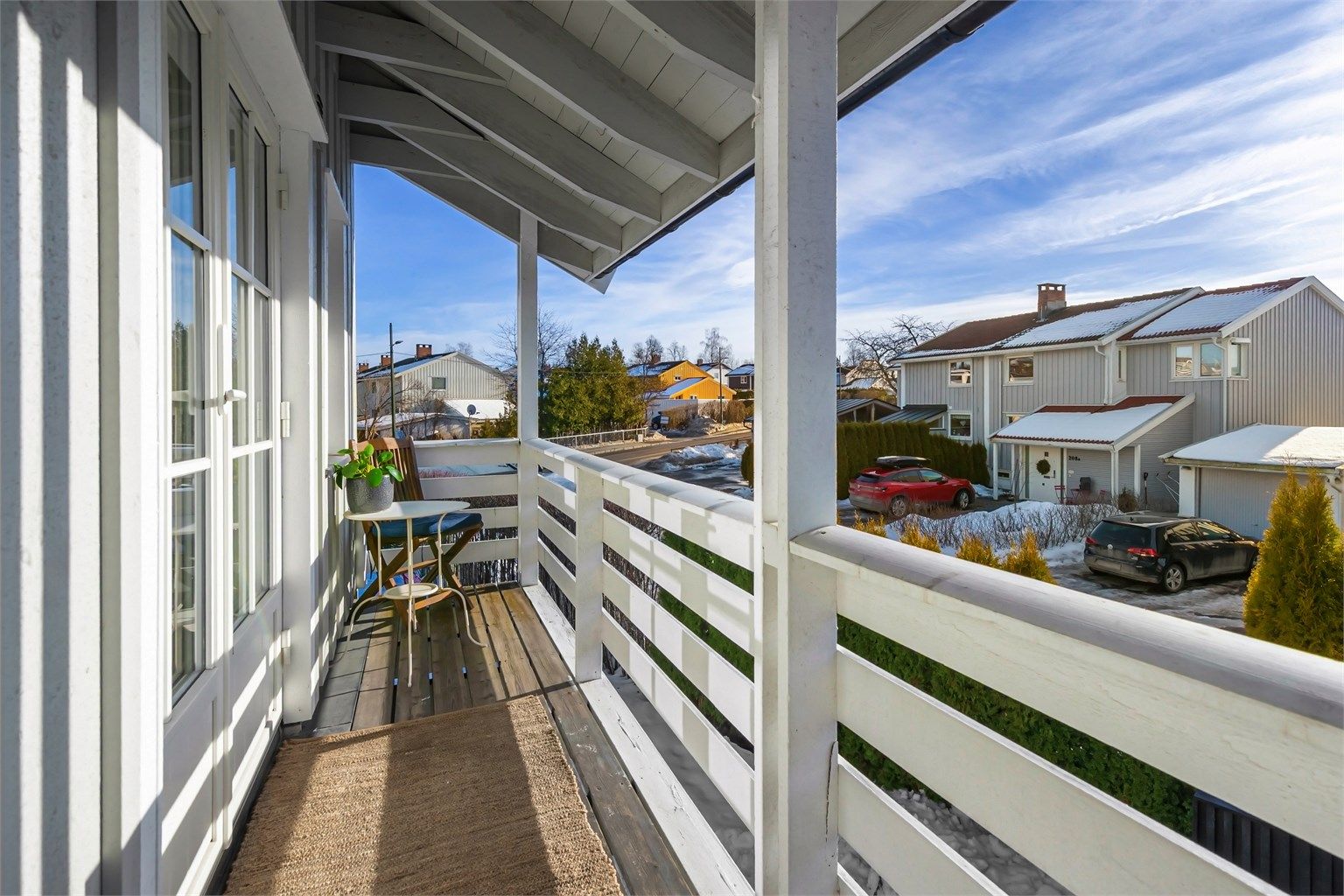 Hyggelig veranda på 5 kvm med utgang fra ett av soverommene