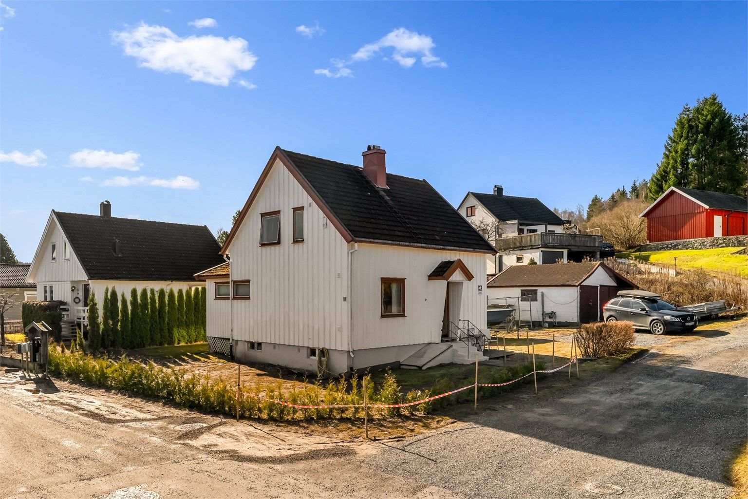 Fasade mot syd og vest.