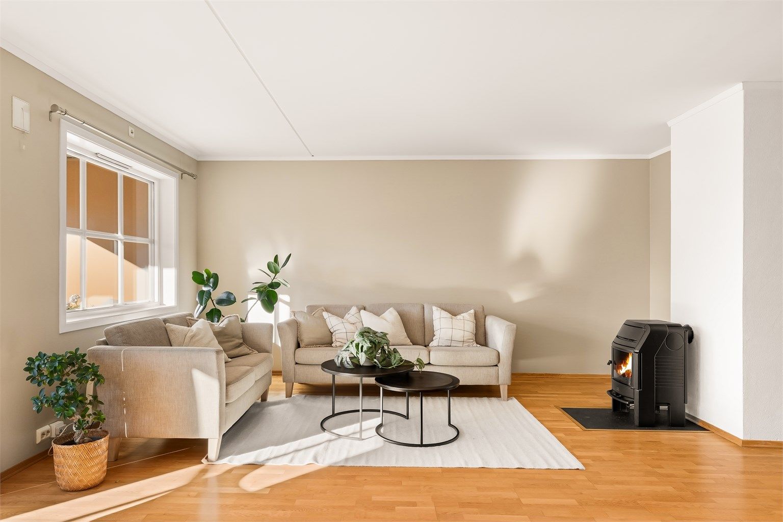 Plass til sofagruppe
